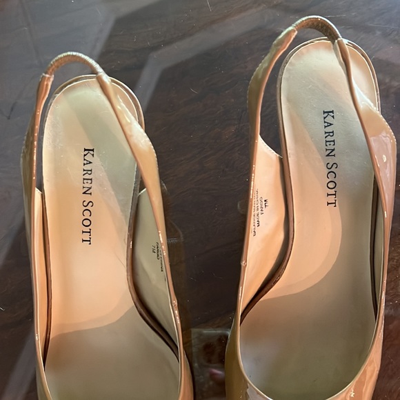 Karen scott Heeled pumps - Picture 2 of 10